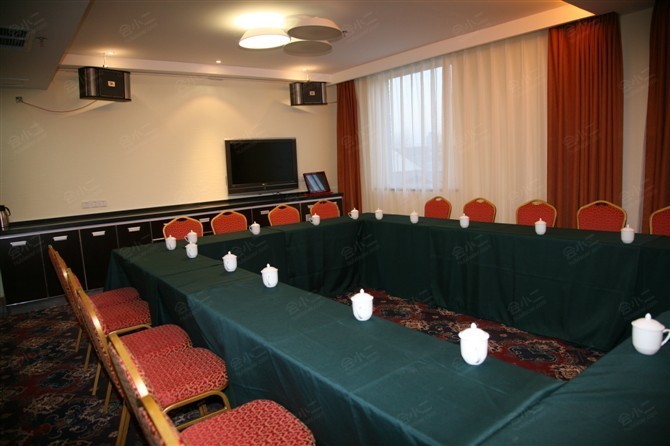 V28会议室