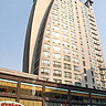 重庆能容纳300-500人的四星级会议酒店推荐