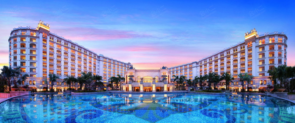 三亚湾皇冠假日度假酒店