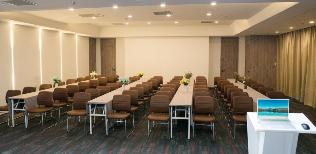 婚礼摆桌酒席平面图_中国婚礼酒席_什么地方有婚礼酒席场地