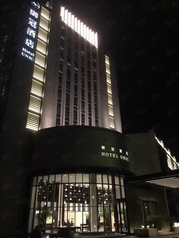 南京御冠酒店