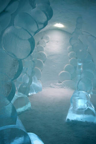 瑞典冰旅馆ice hotel :想去试试货真价实的寒冰床吗?