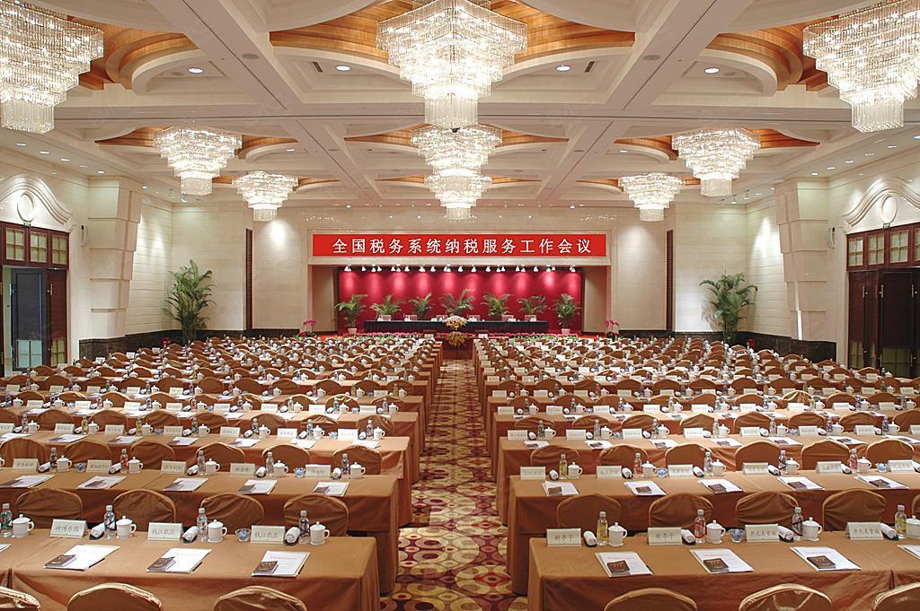 行家推荐 杭州480人工作总结会酒店推荐推荐理由:金马饭店位于东方