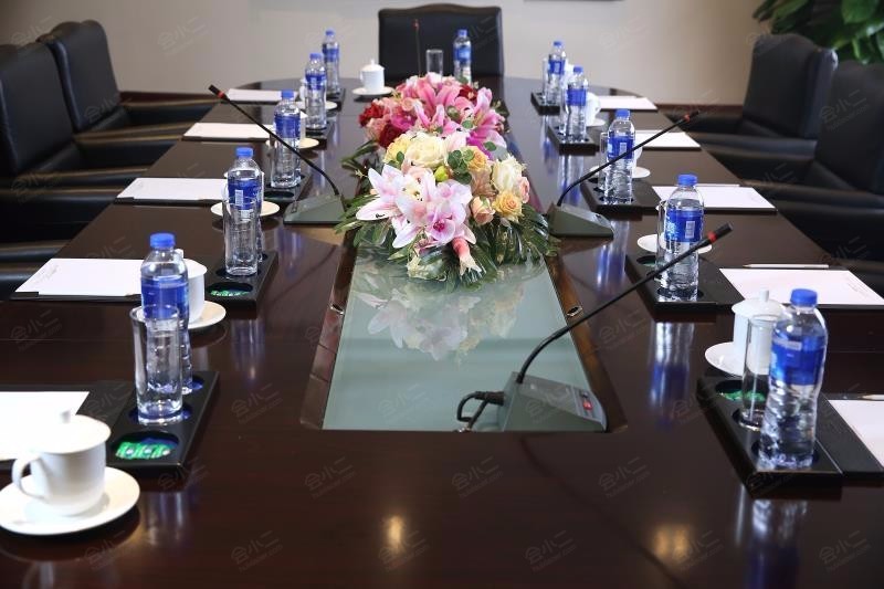 25楼行政会议室