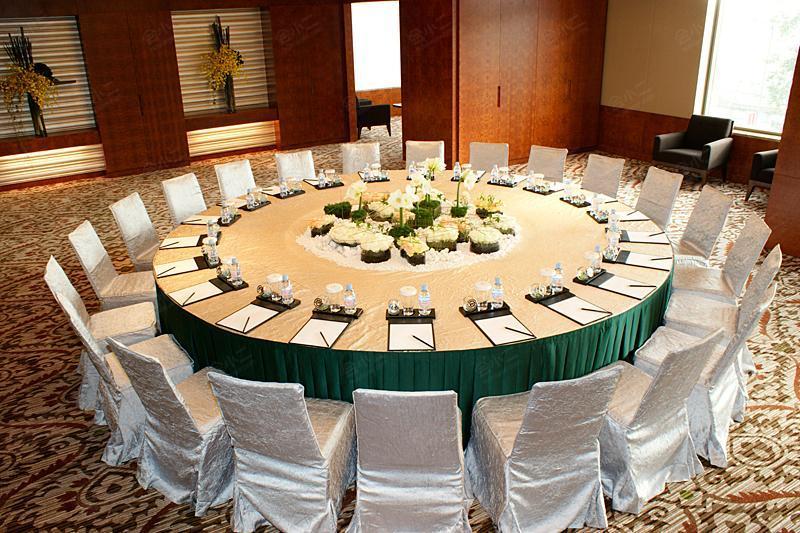 圆桌会议厅
