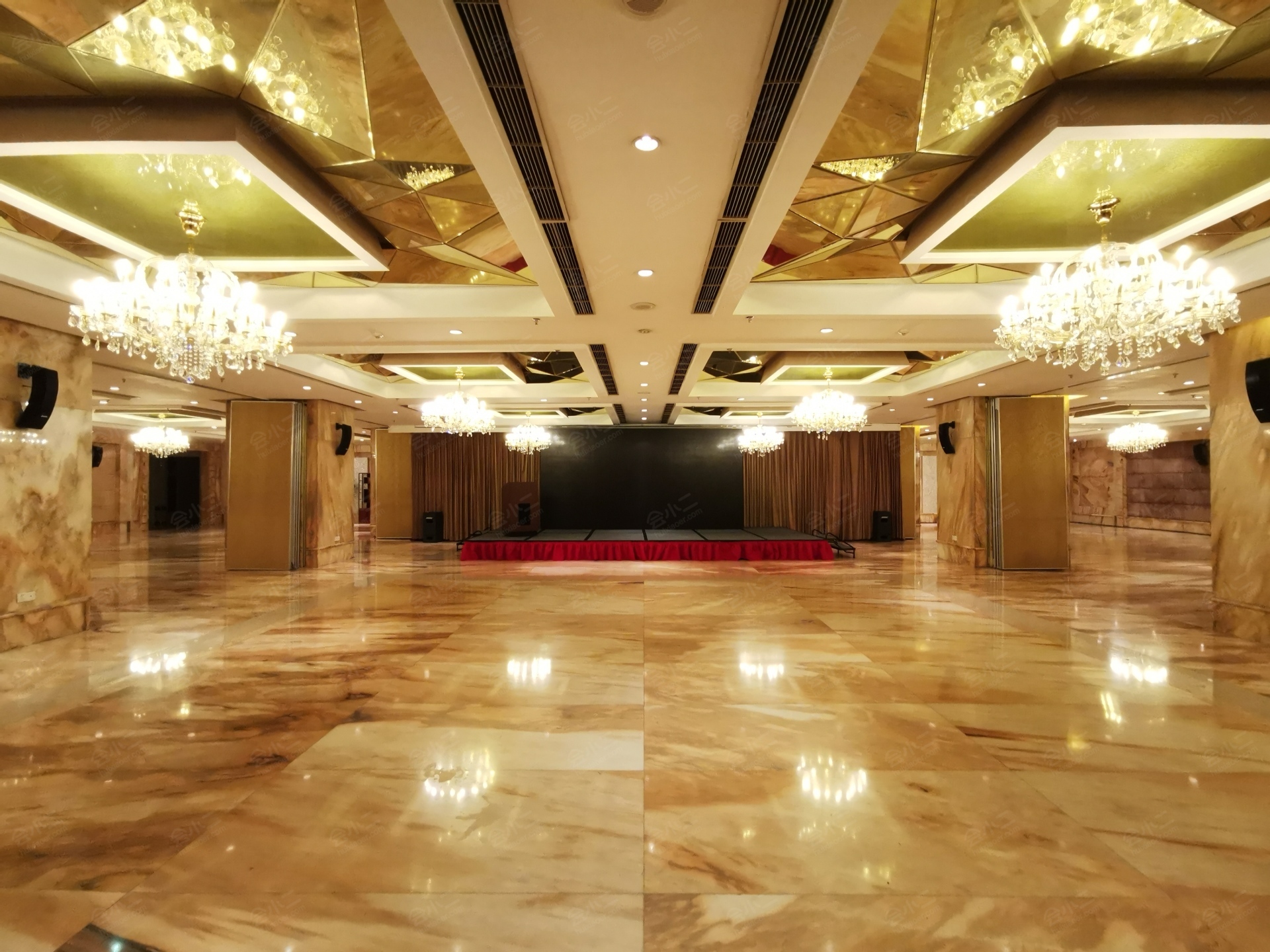 郑州裕达国贸酒店