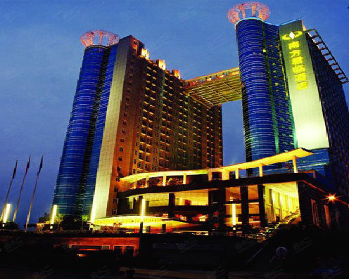 重庆南方君临酒店