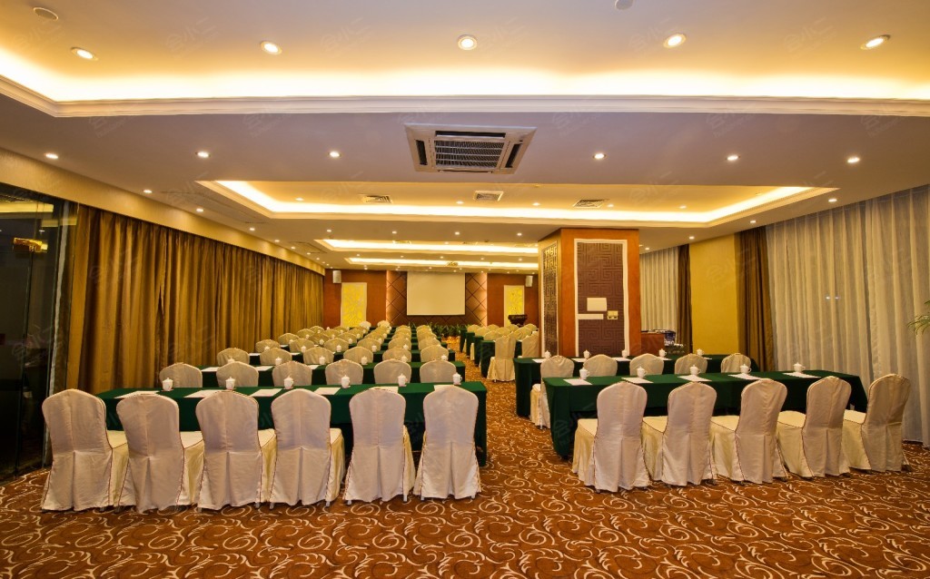 珠海2000年大酒店