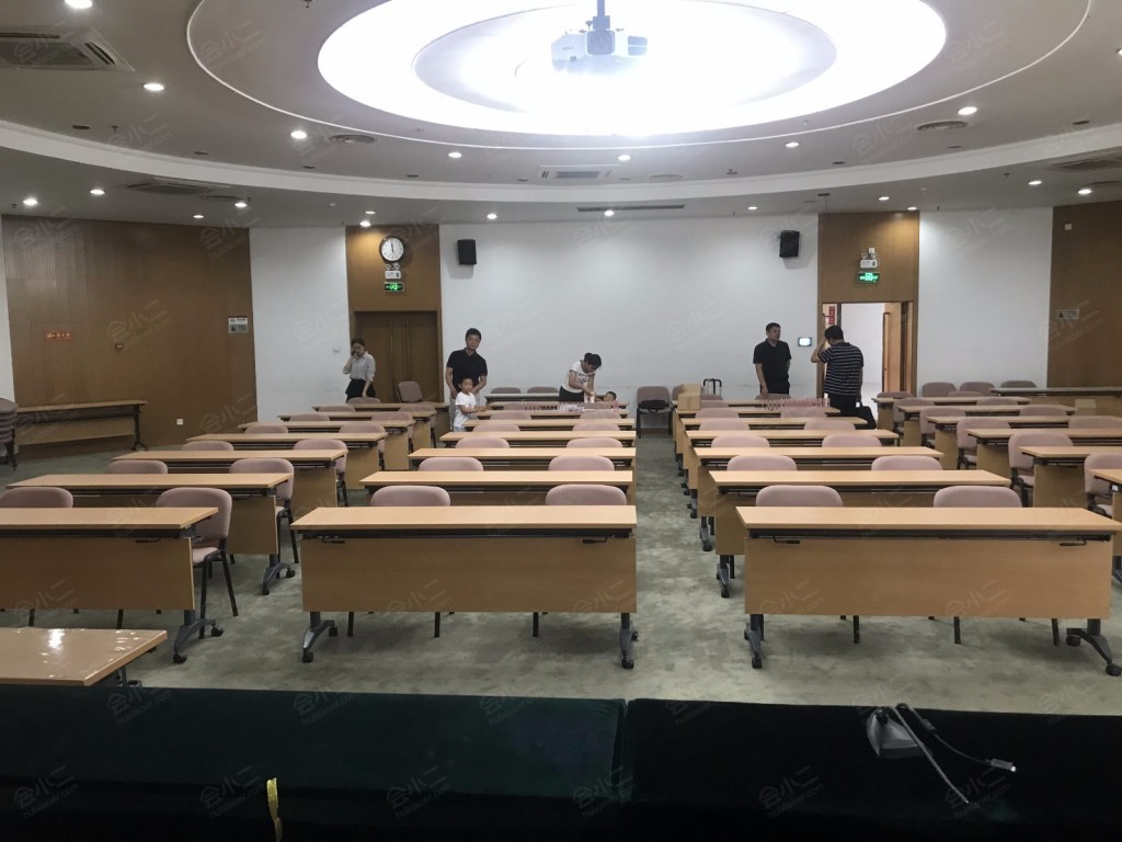 中国人民大学二号会议室详情