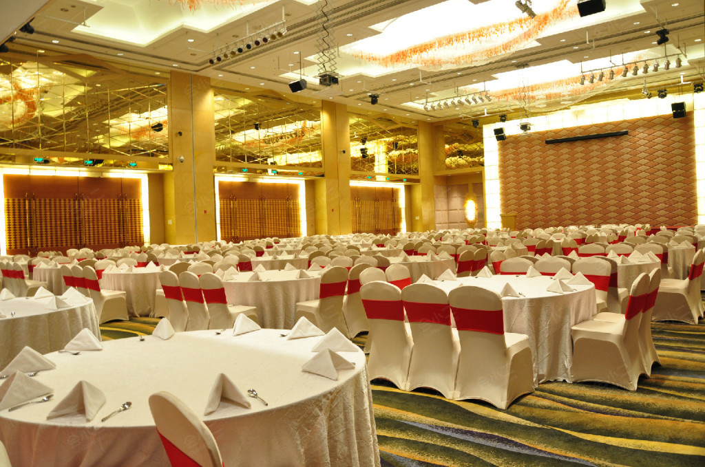 东莞石碣富盈酒店