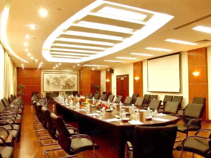 会议场地>沈阳会议场地>辽宁大厦>场地列表>五楼中会议室>平面图会议