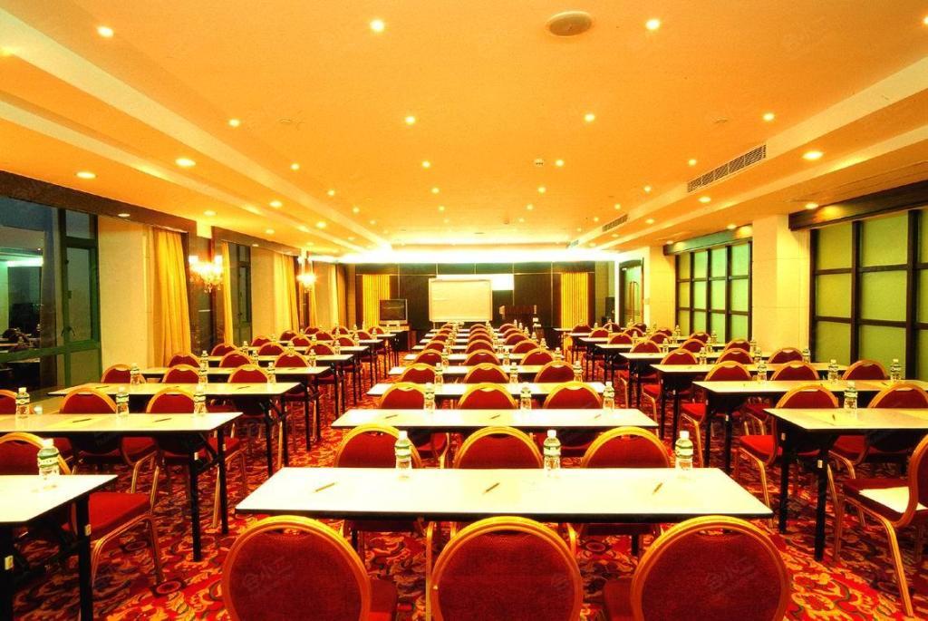 东莞常平半岛酒店