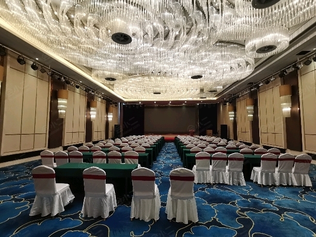 济南明湖泉盈酒店