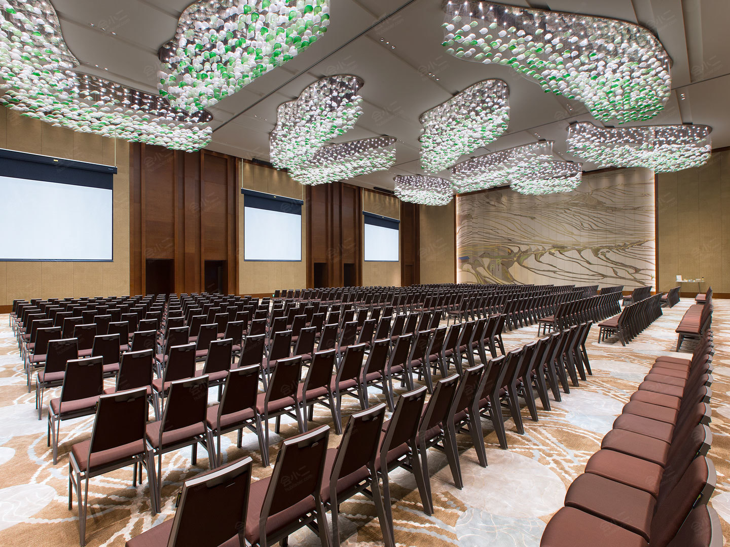 【重庆解放碑威斯汀酒店,开会场地,会场,会议场地预订】_要开会网