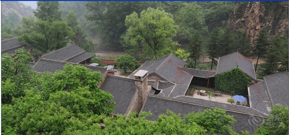 北京鹿鸣山居酒店