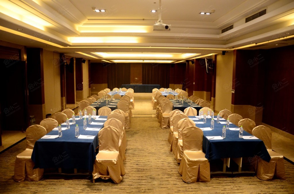 莱斯顿酒店重庆北站店