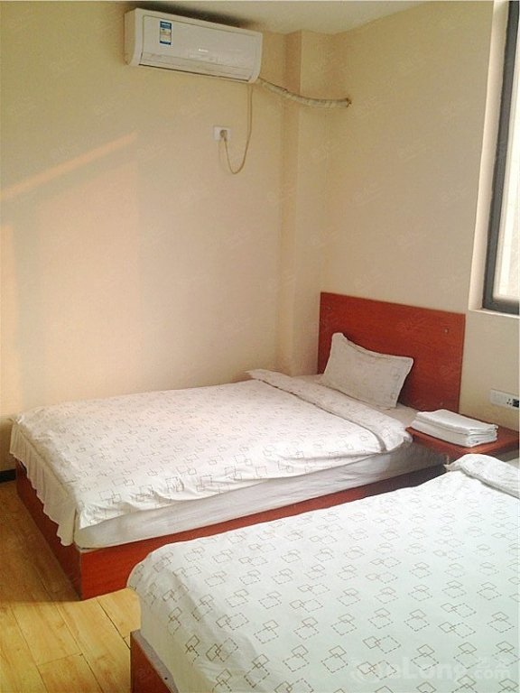 【武汉东鑫旅馆】会议室报价,地址,电话,酒店会议室预订_要开会网