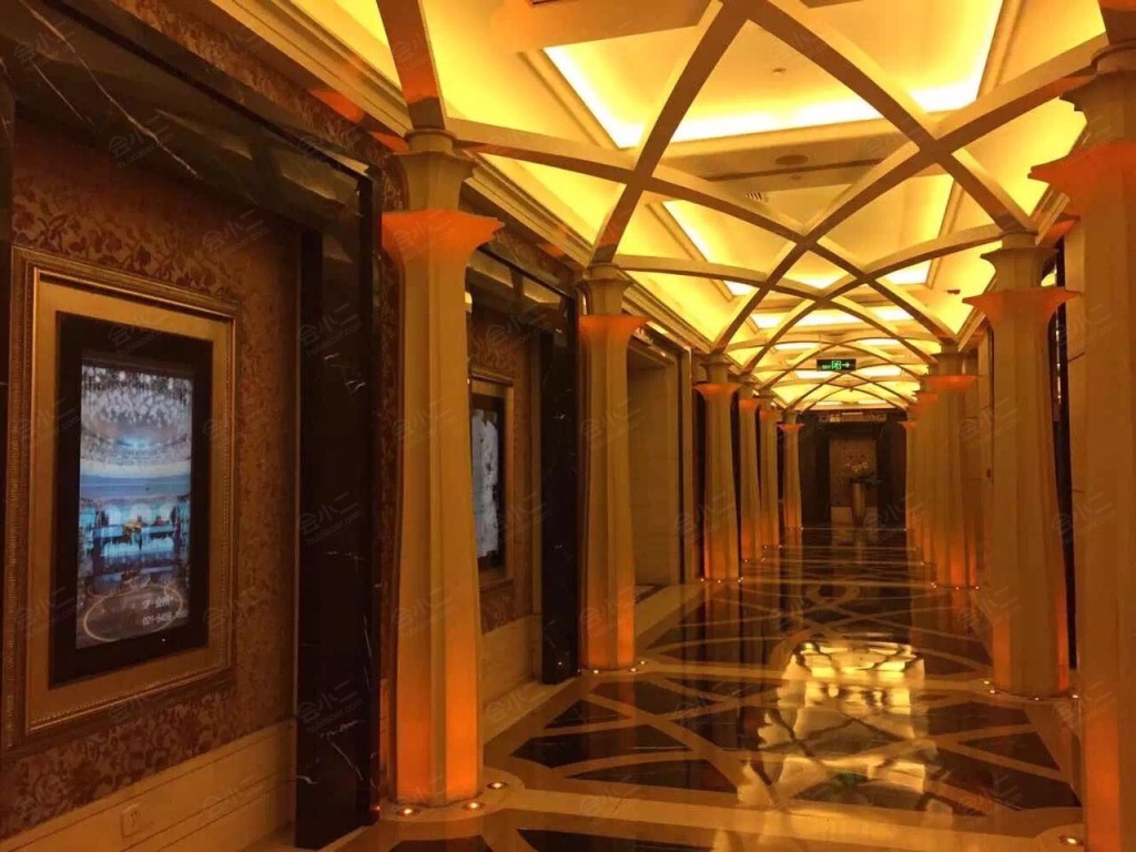 上海金钱豹大酒店延安西路店