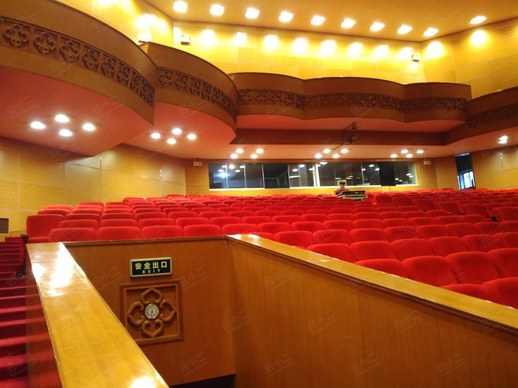 南京东路逸夫舞台