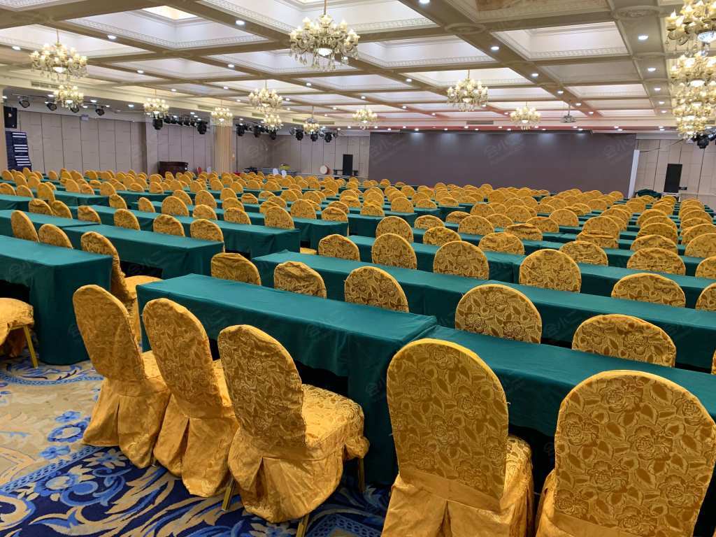 大连新华宫酒店