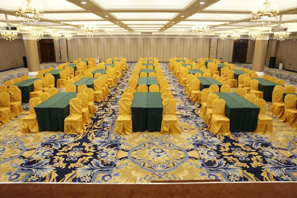 大连新华宫酒店