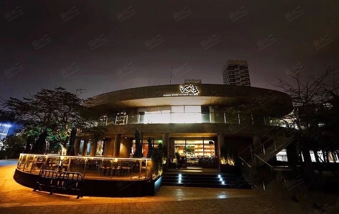 法诺蛇口旗舰店