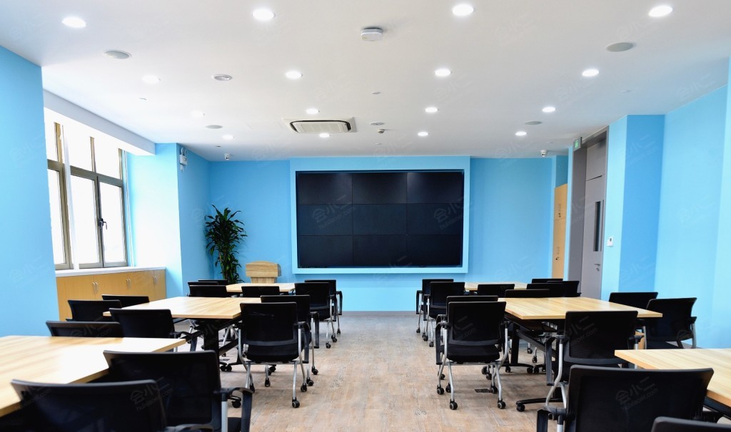 上海南洋信息技术培训中心教室·日详情