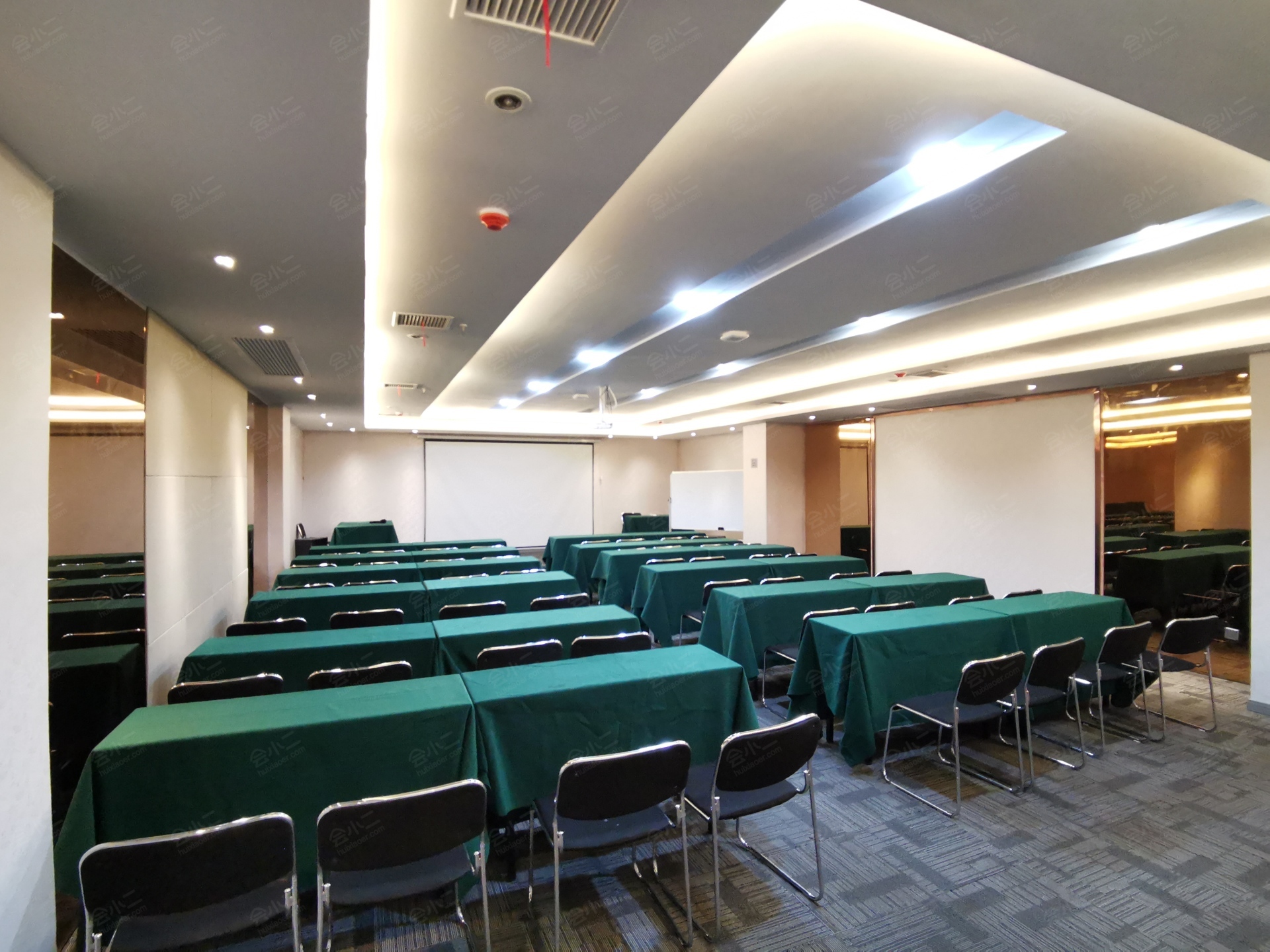 红叶酒店武汉国博店