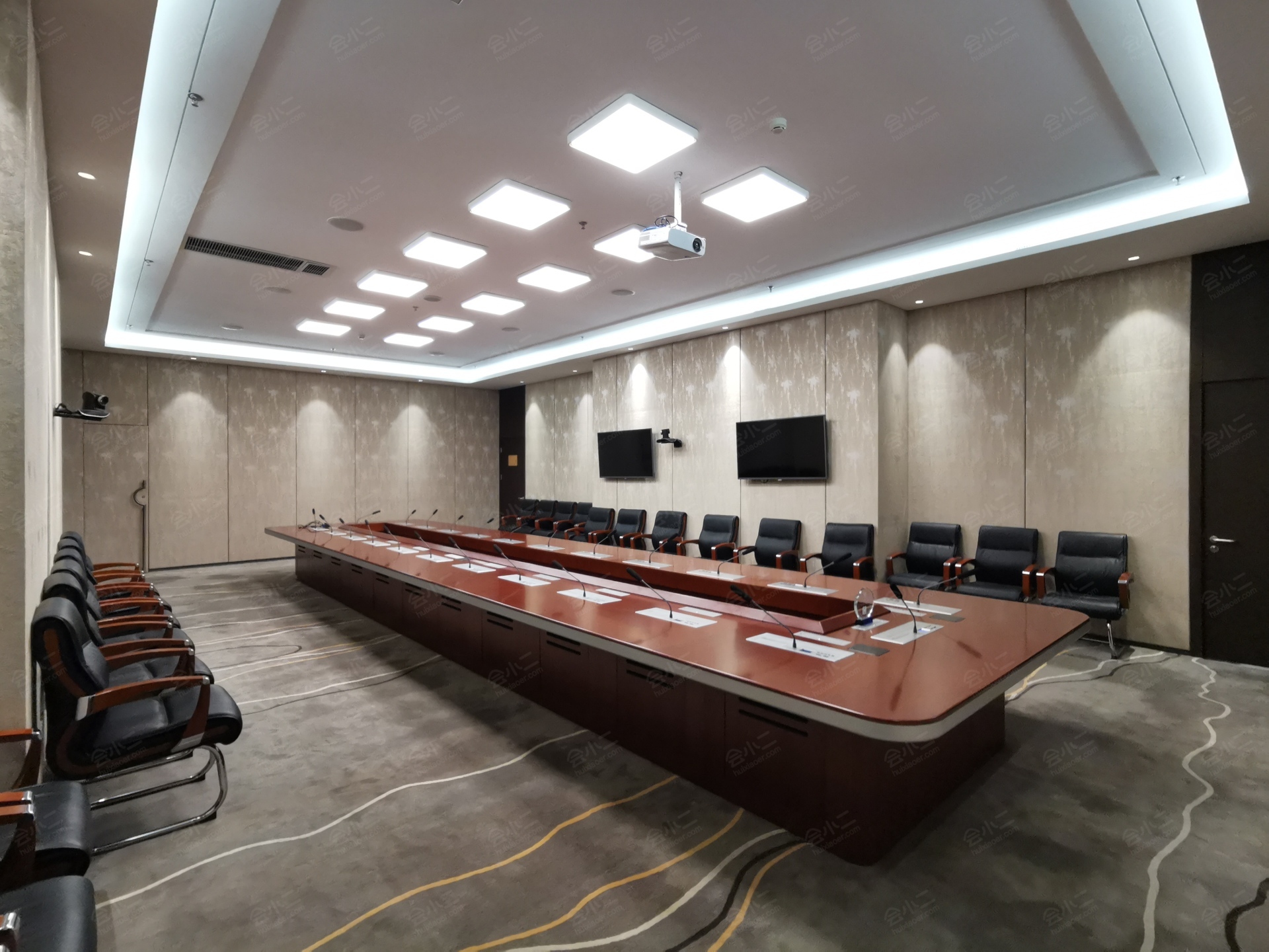 银保建国酒店第五会议室详情