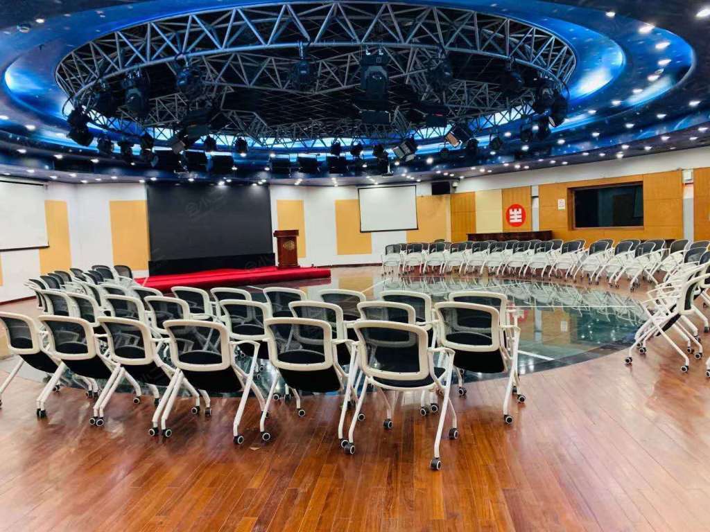 会议场地>上海会议场地>荟立方共享会议室(环球港店)>场地列表>长城厅