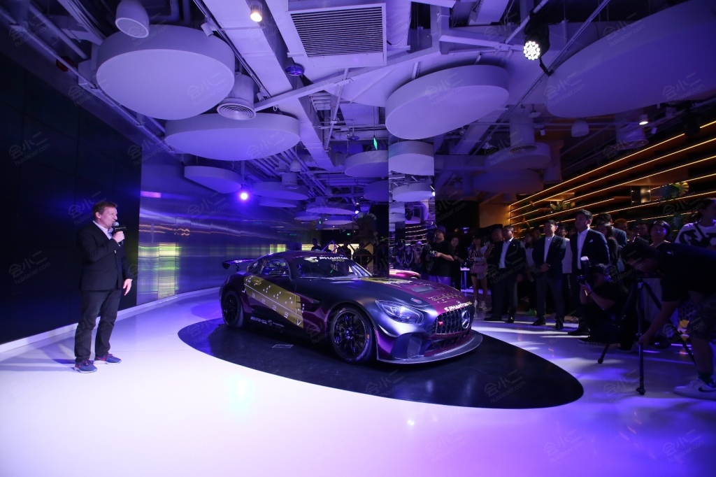 mercedes me store(北京三里屯体验店)展厅详情