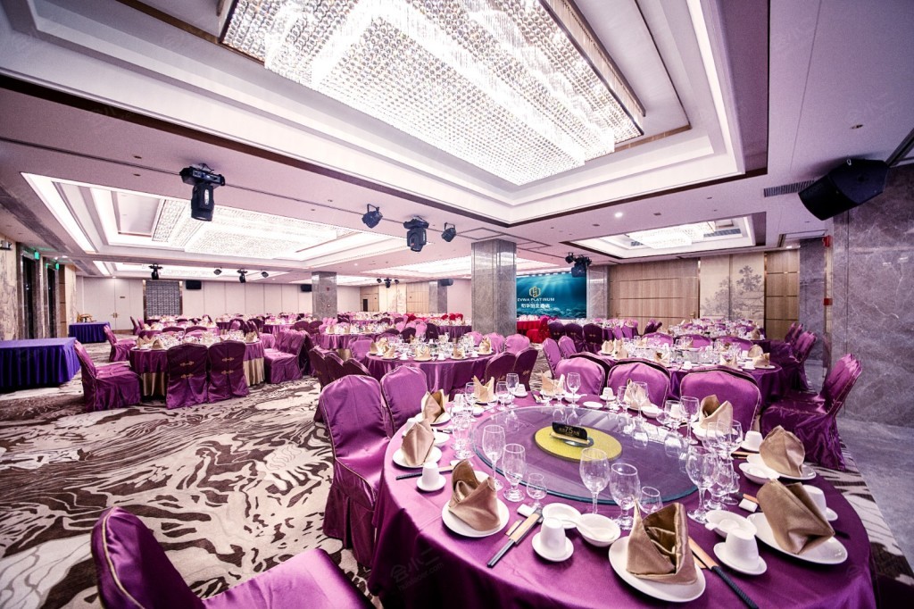 惠州裕华铂金酒店铂金宴会厅详情