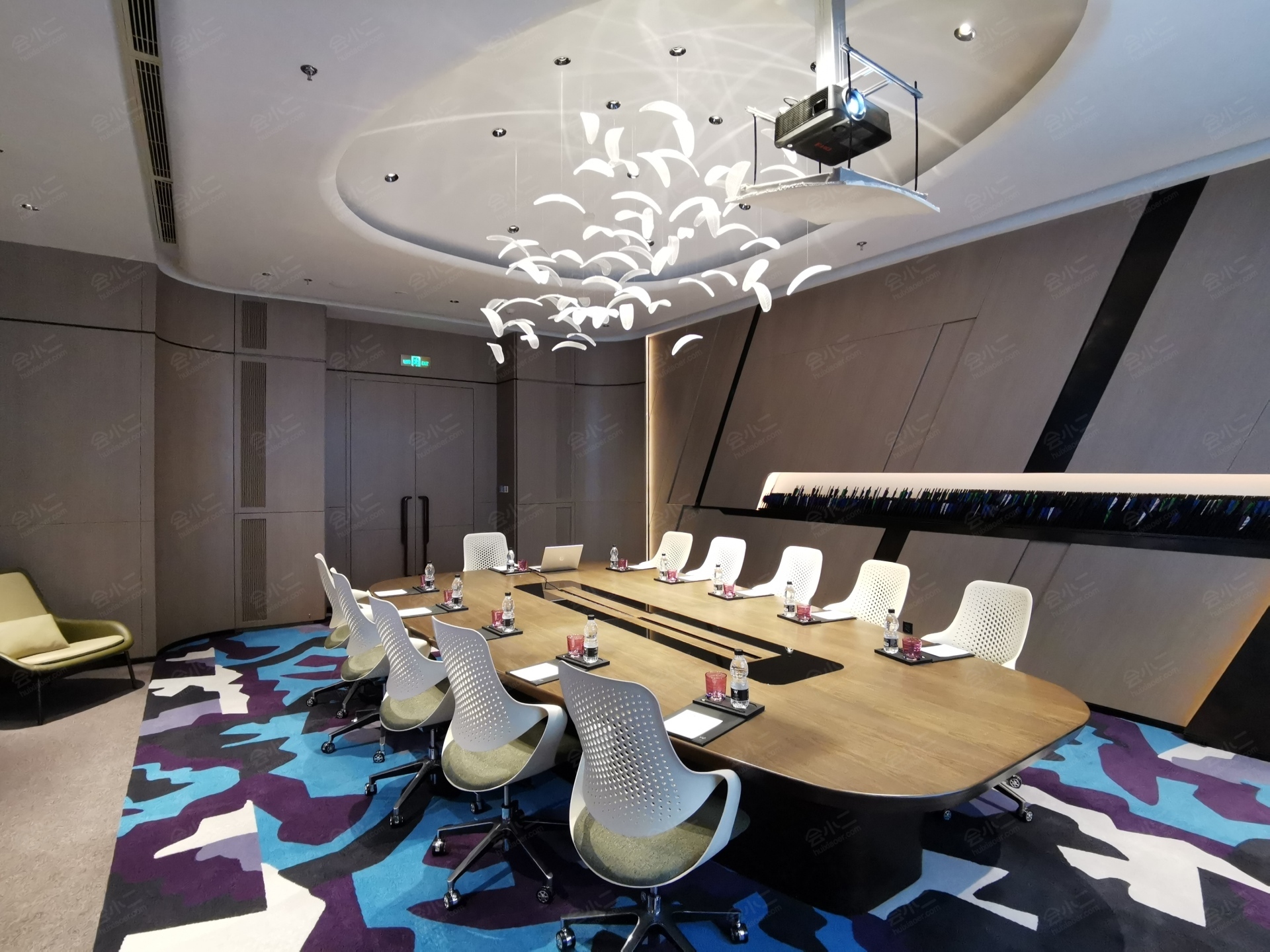 成都w酒店商情会议室详情