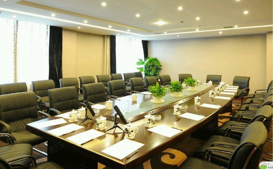 长沙广电中心延年世纪酒店小会议室详情