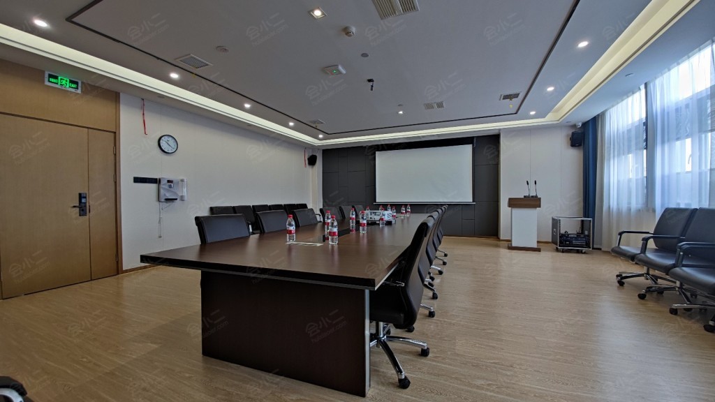 格林东方酒店(徐州高铁站东广场银地汽车市场酒店)小会议室详情