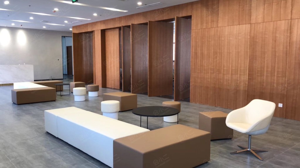 北京青瓦创业基地一层汇演大厅