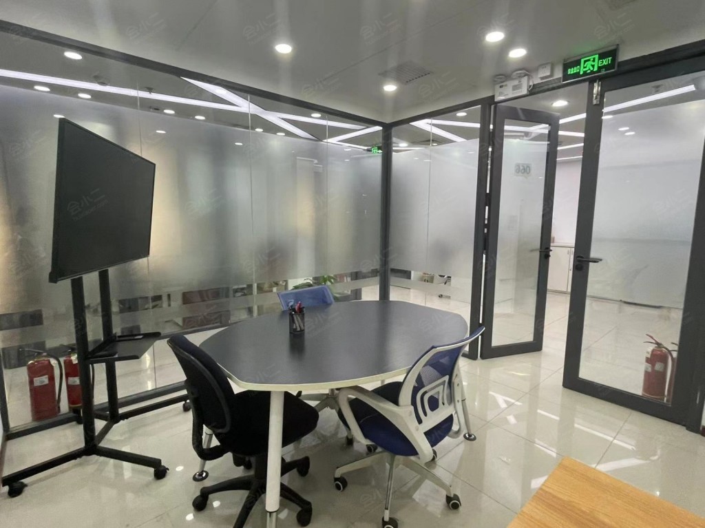 创富港众创空间(绿创大厦店)绿创大厦9层会议室详情